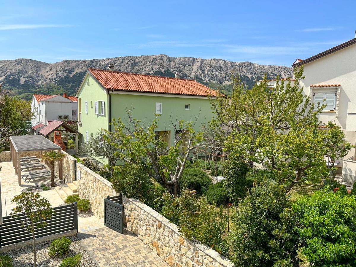 Apartment Baska Mit Poolarea - Krk, Kroatien Exterior photo